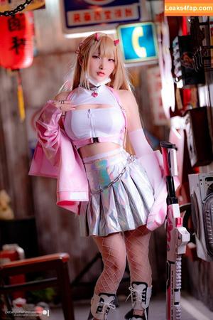 Fantasy Factory photo #1386