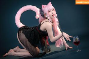 Fantasy Factory photo #2397