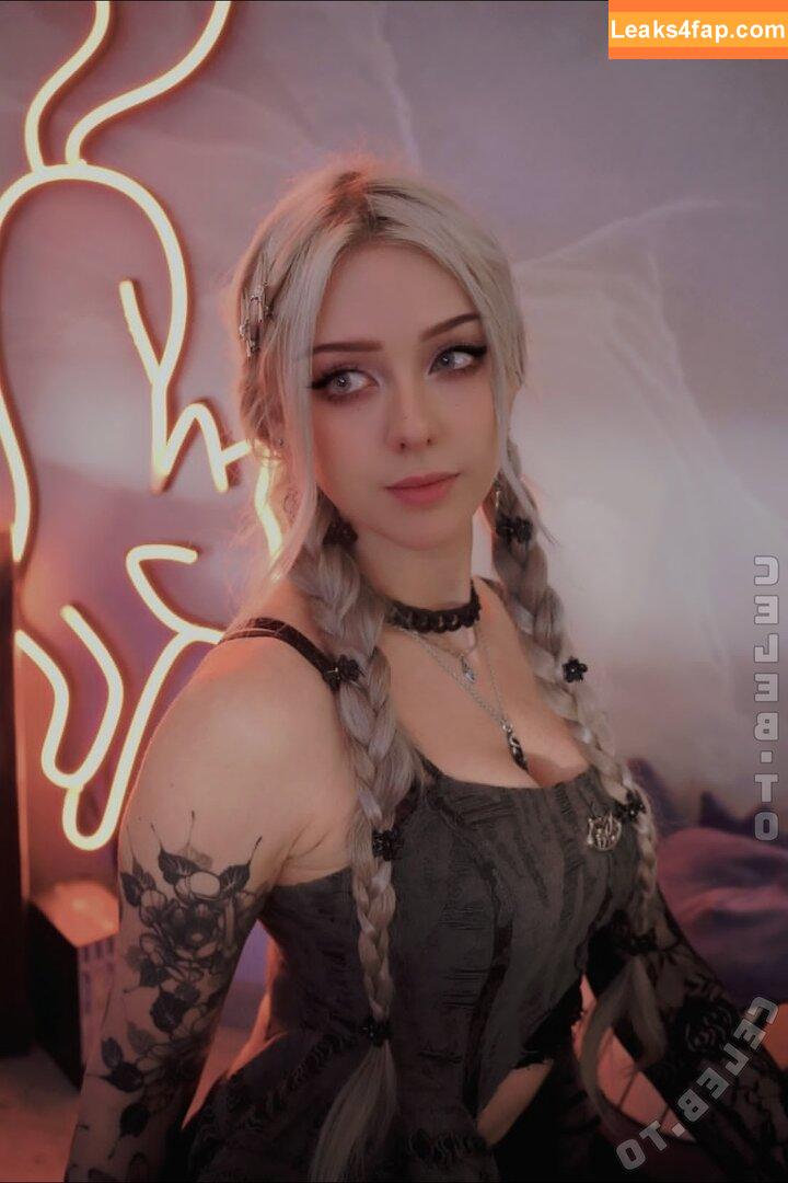 Farbenfuchs / Leslie / farbenfuchs_ / https: слитое фото фото #0776