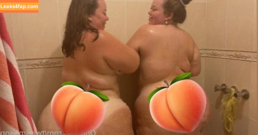 fatbigasstwins /  leaked photo photo #0008