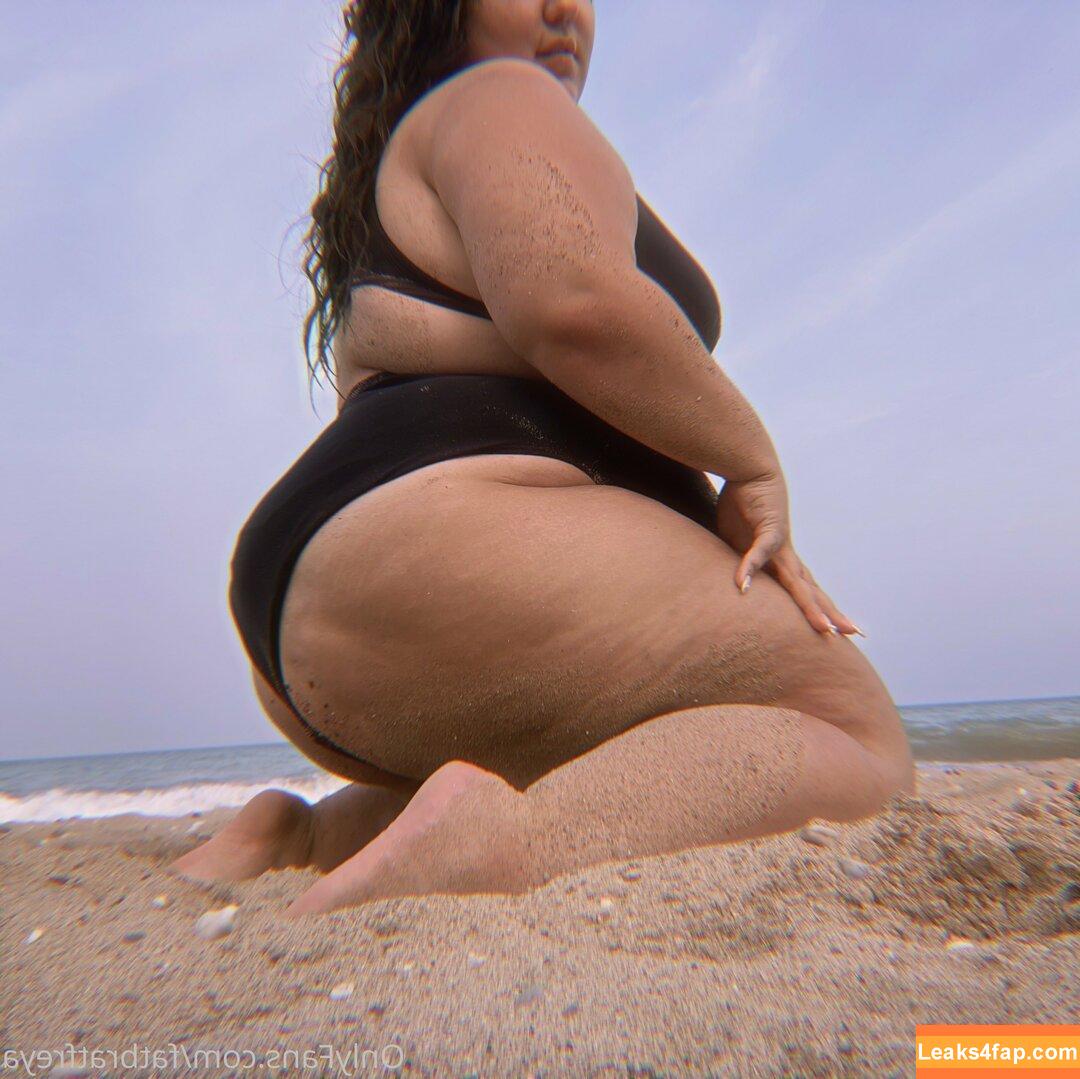 fatbratfreya /  leaked photo photo #0108