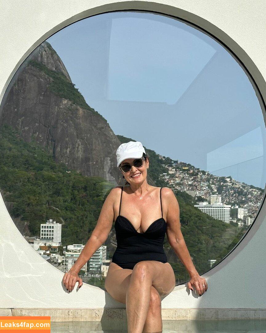 Fátima Bernardes / fatimabernardes leaked photo photo #0008