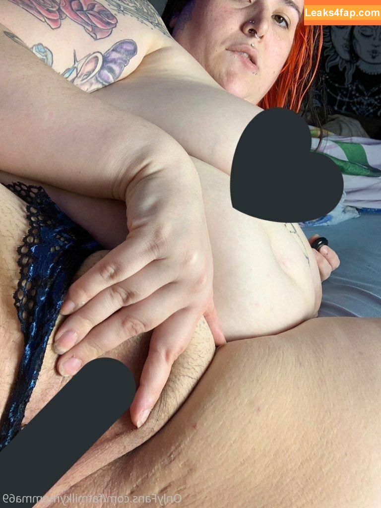 fatmilkymomma69 / fatimmma69 leaked photo photo #0016