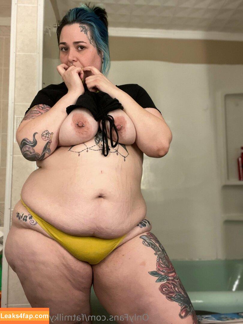 fatmilkymomma69 / fatimmma69 leaked photo photo #0032