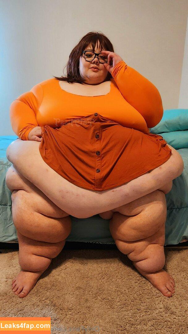 fatmisstssbbw /  leaked photo photo #0146