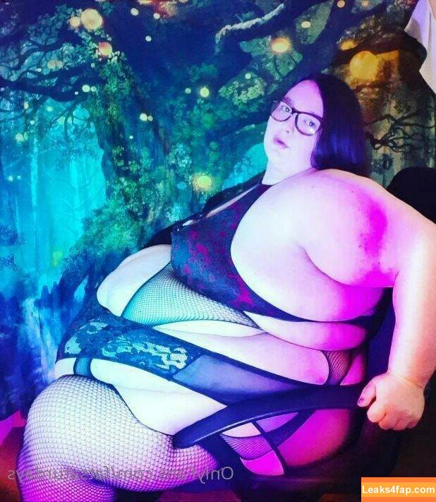 fatsaturdays / fatsaturdays420 leaked photo photo #0001