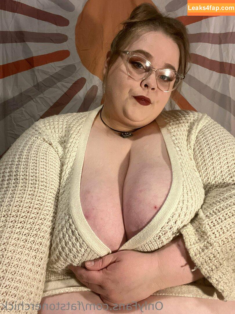 fatstonerchick /  leaked photo photo #0021