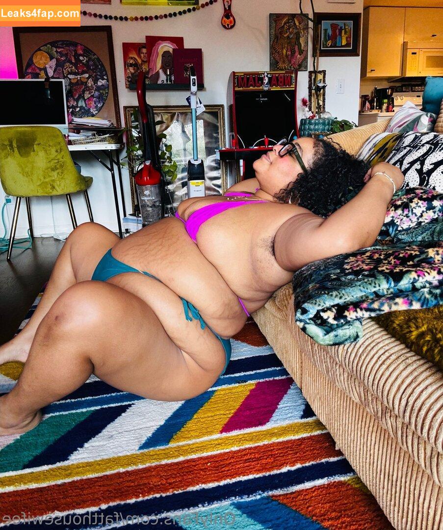 fatthousewifee /  leaked photo photo #0068