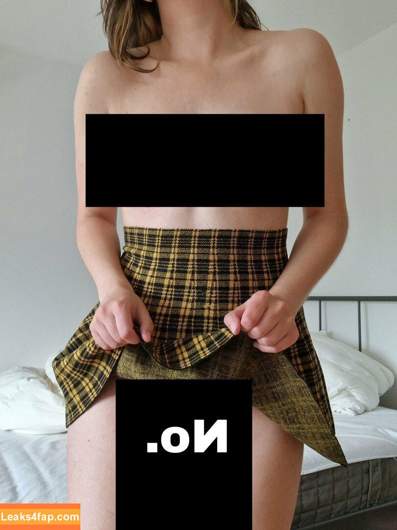 favlibrarian / laurentheonly leaked photo photo #0053