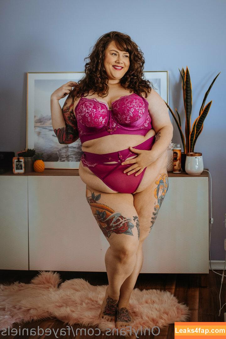 fayedaniels / fayedanielsbbw leaked photo photo #0585