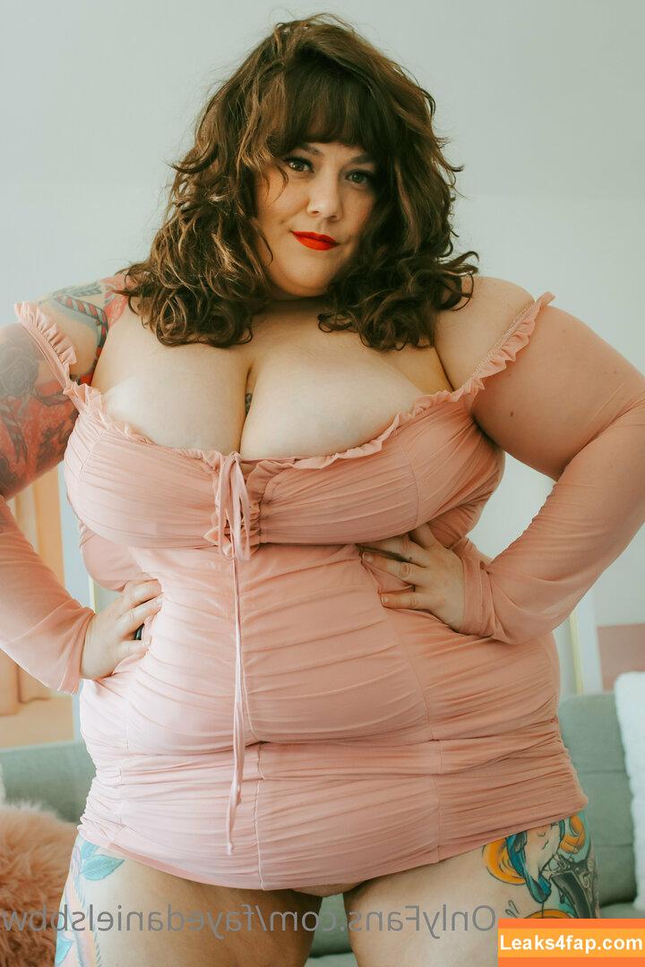 fayedanielsbbw /  leaked photo photo #0002