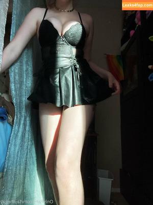 faythegay photo #0047