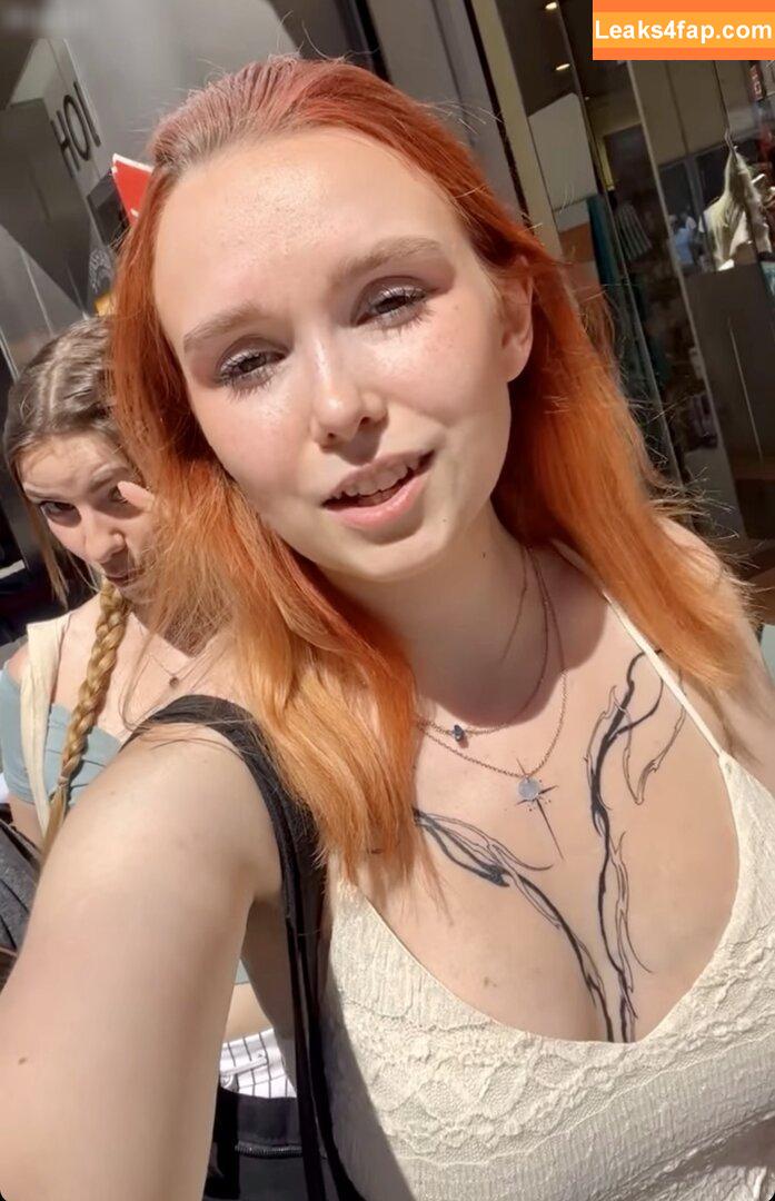 Feedeline / Feli / feedeline_ / itsonly_feli leaked photo photo #0084