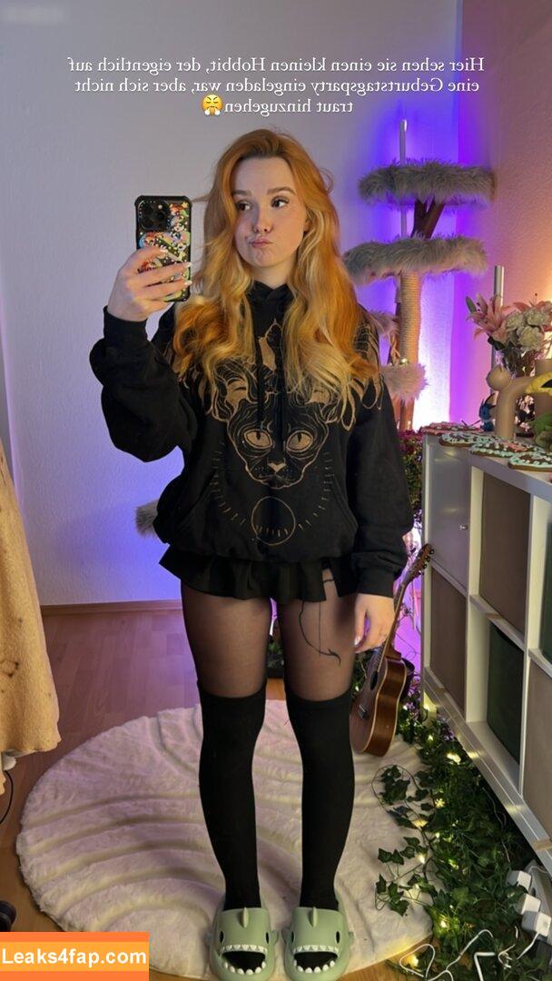 Feedeline / Feli / feedeline_ / itsonly_feli leaked photo photo #0225