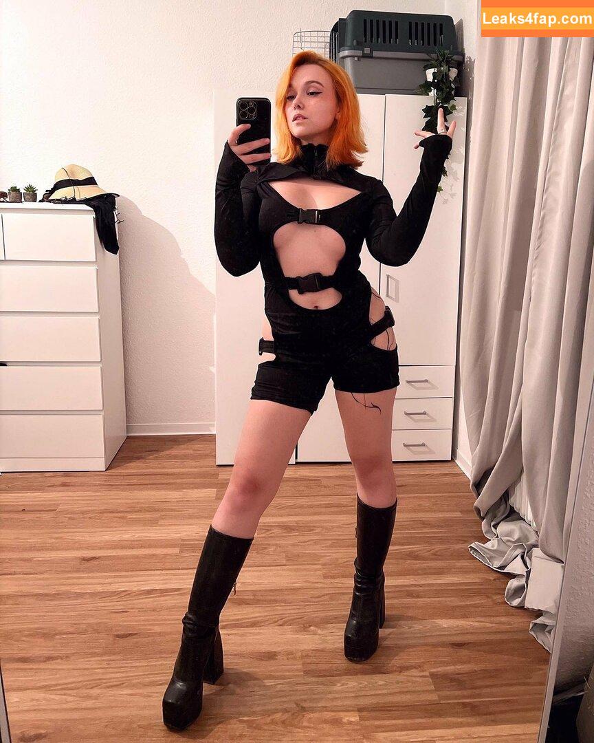 Feedeline / Feli / feedeline_ / itsonly_feli leaked photo photo #0346