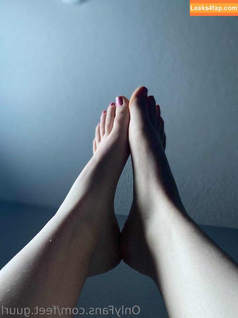 feet.guurl / sexyfeetbyr leaked photo photo #0015