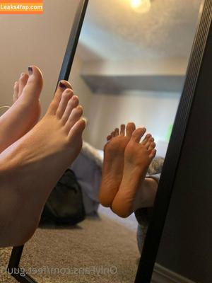 feet.guurl photo #0007