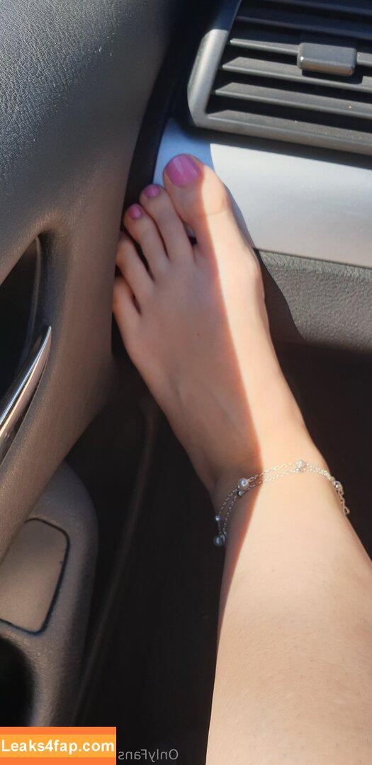 feet.marina /  leaked photo photo #0009