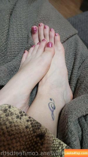 feetbeth photo #0084