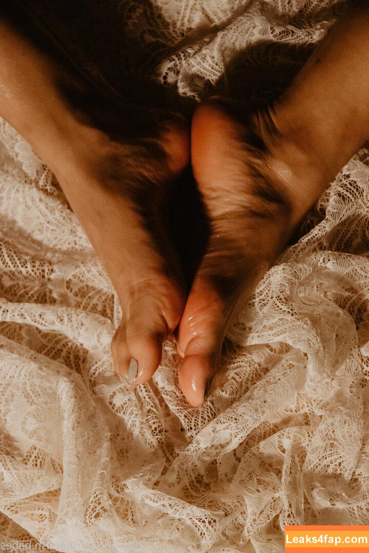 feetish.babes / girlsfootfetish leaked photo photo #0003