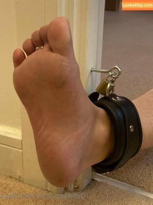 feetnflaps photo #0020