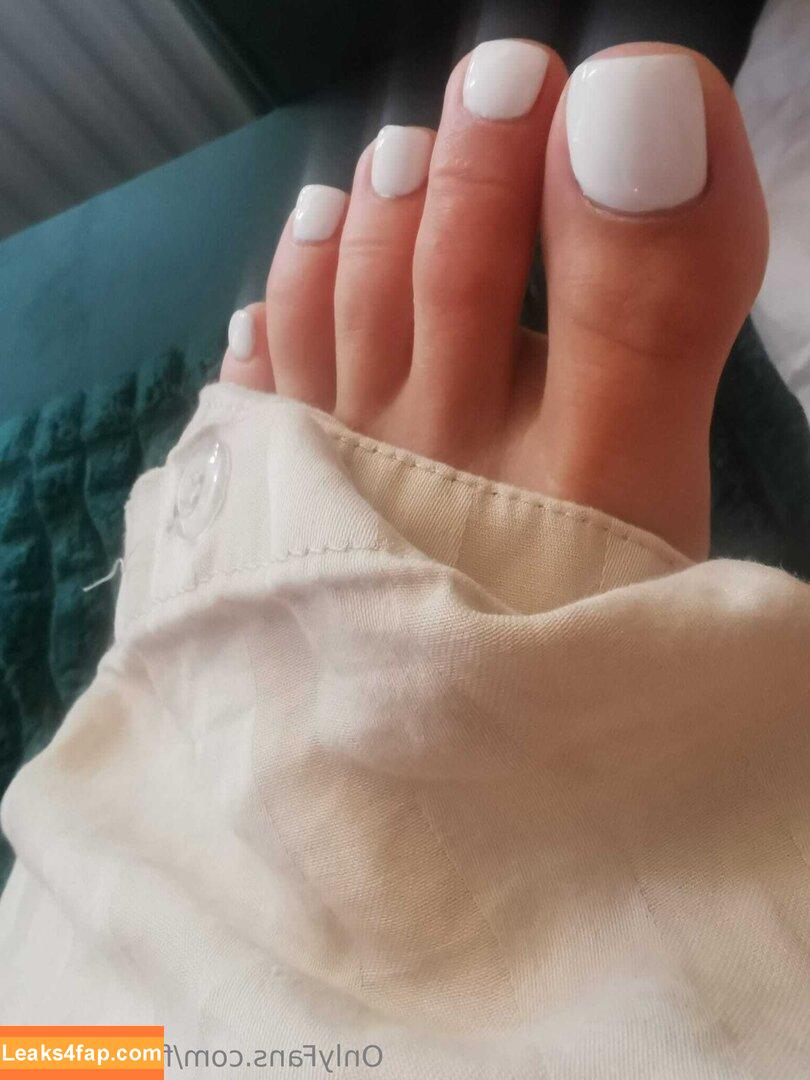 feetofjudith / forthjudith leaked photo photo #0021