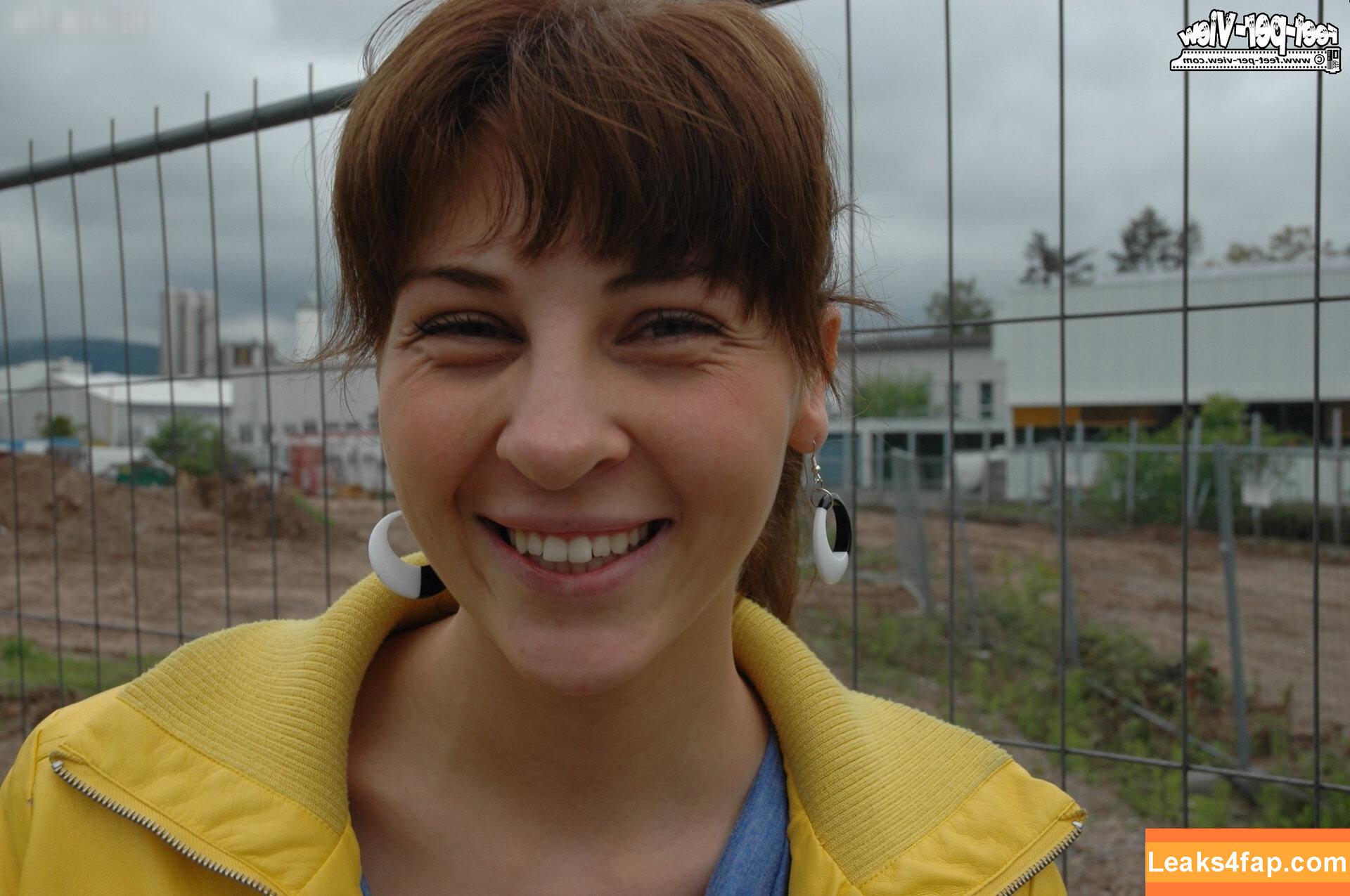 Feetperview / Sockenmädchen /  leaked photo photo #0126