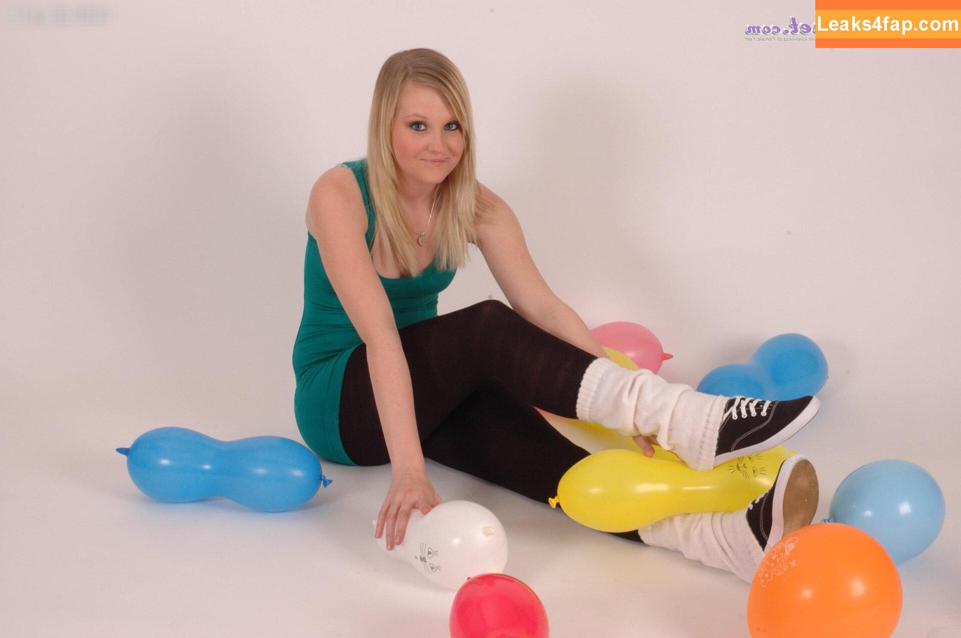 Feetperview / Sockenmädchen /  leaked photo photo #0667