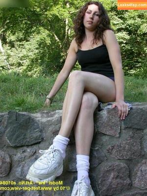 Feetperview / Sockenmädchen photo #1201