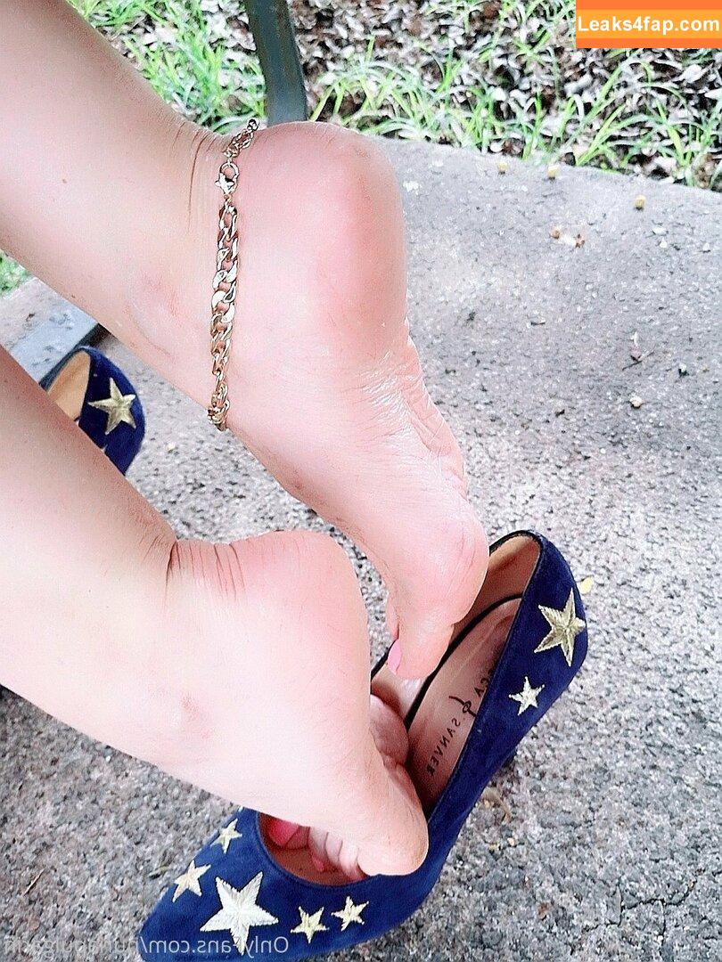 Feetvampire / close_feet_vampire leaked photo photo #0132