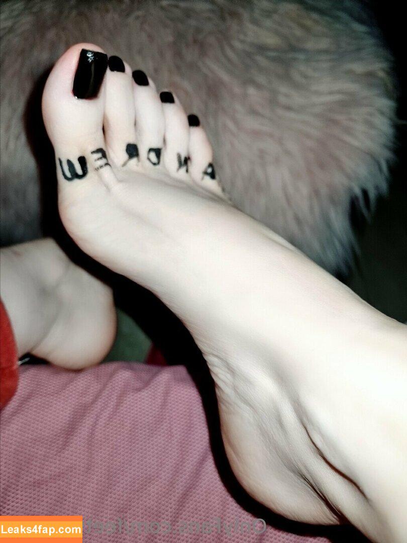 Feetvampire / close_feet_vampire leaked photo photo #0463