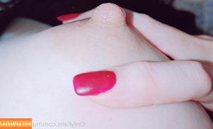 Feetvampire photo #0130