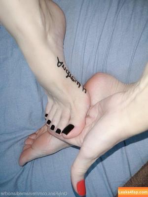 Feetvampire photo #0371