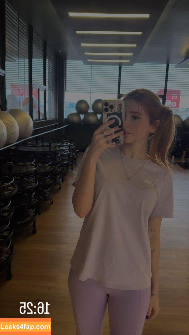 Fehanzen / Fernanda Hanzen / feeh_hanzen leaked photo photo #0182