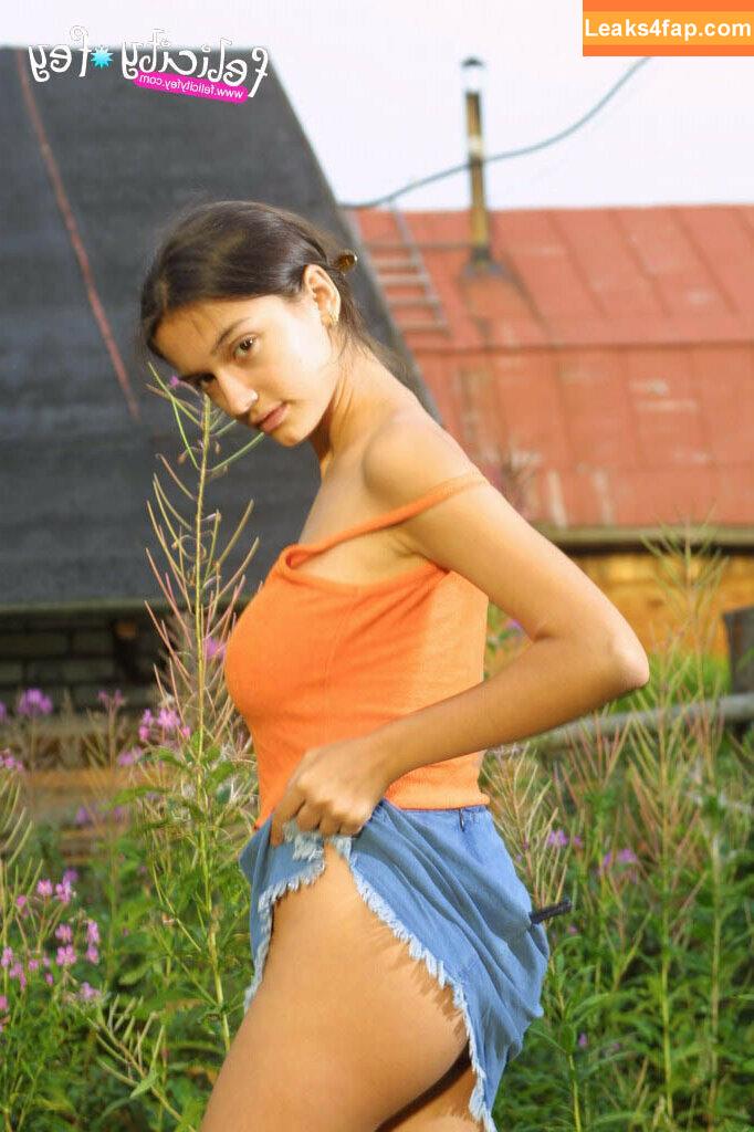 Felicity Fey / felicityfeypage слитое фото фото #0368