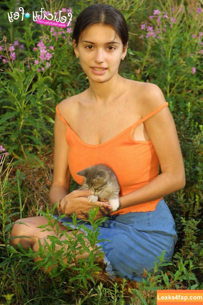 Felicity Fey / felicityfeypage слитое фото фото #0372