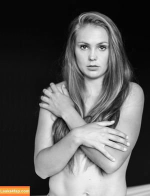 Female Football photo #0010