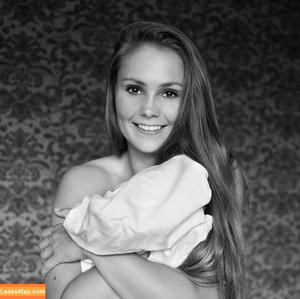 Female Football photo #0018