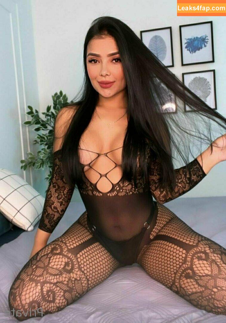 femdomfindom / vespervyce leaked photo photo #0057