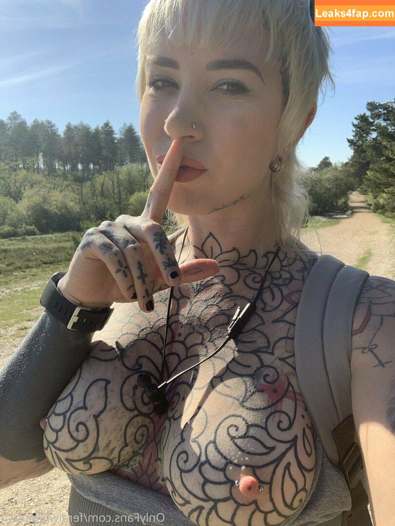 FeralWhiteTrash leaked photo photo #0004