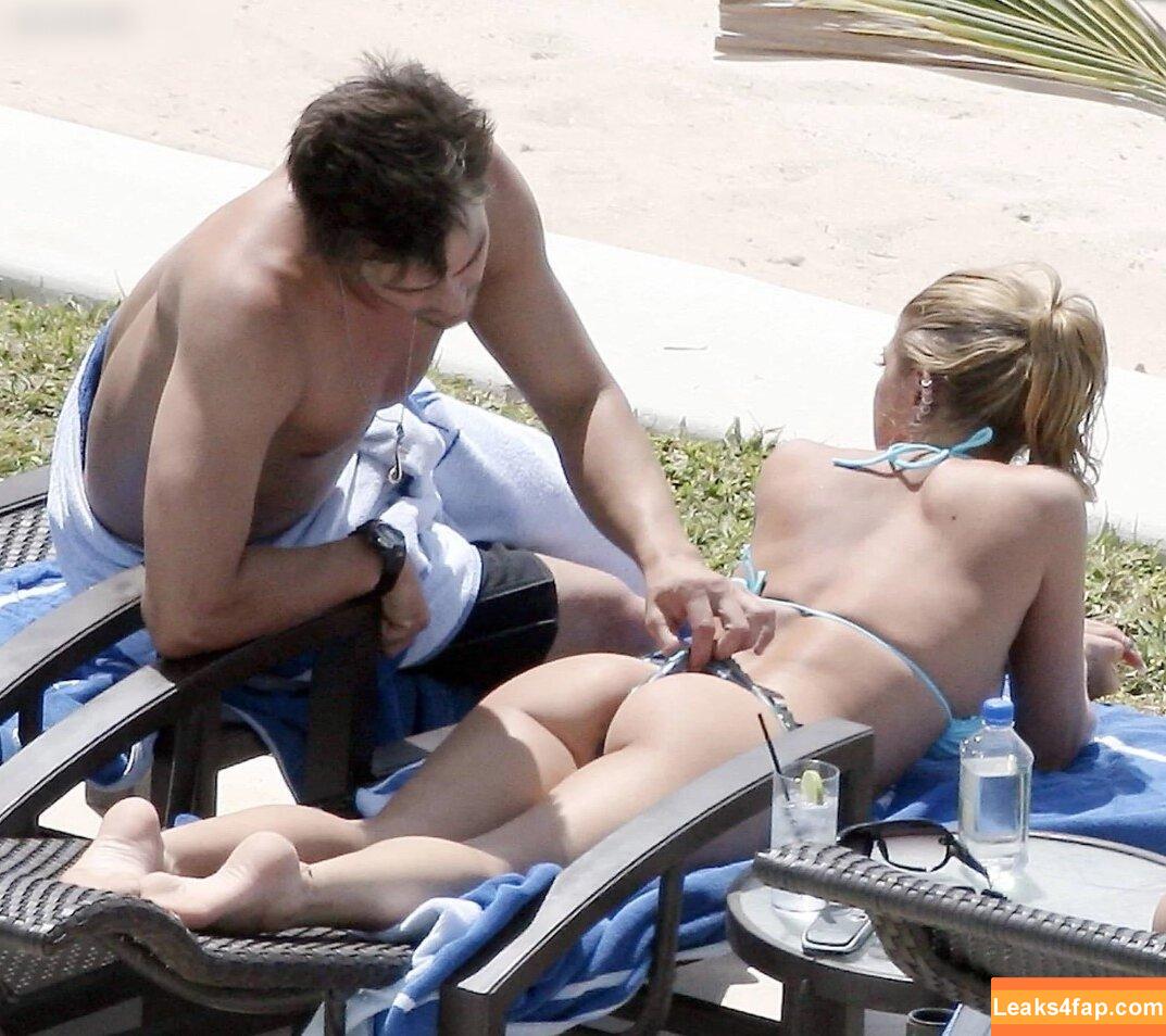 Fergie leaked photo photo #0067