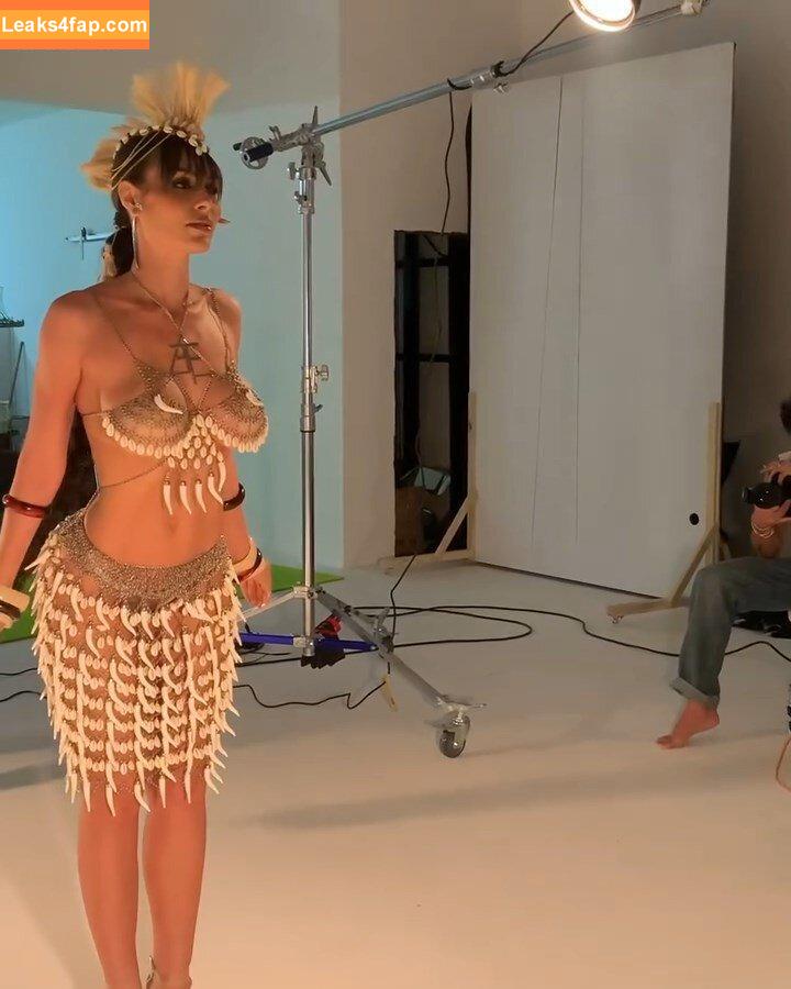 Fernanda Lacerda / A Mendigata / fernandalacerda_oficial leaked photo photo #0220