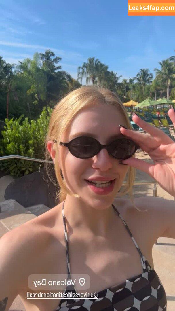 Fernanda Schneider / fefe leaked photo photo #0252