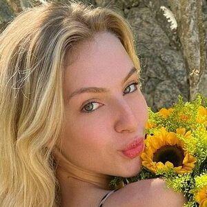 Fernanda Schneider photo #0008