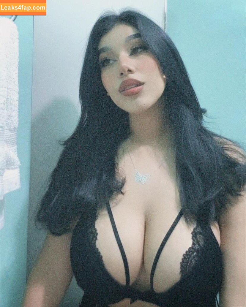 Fernanda V / mafe_sita / v.fernanda слитое фото фото #0082
