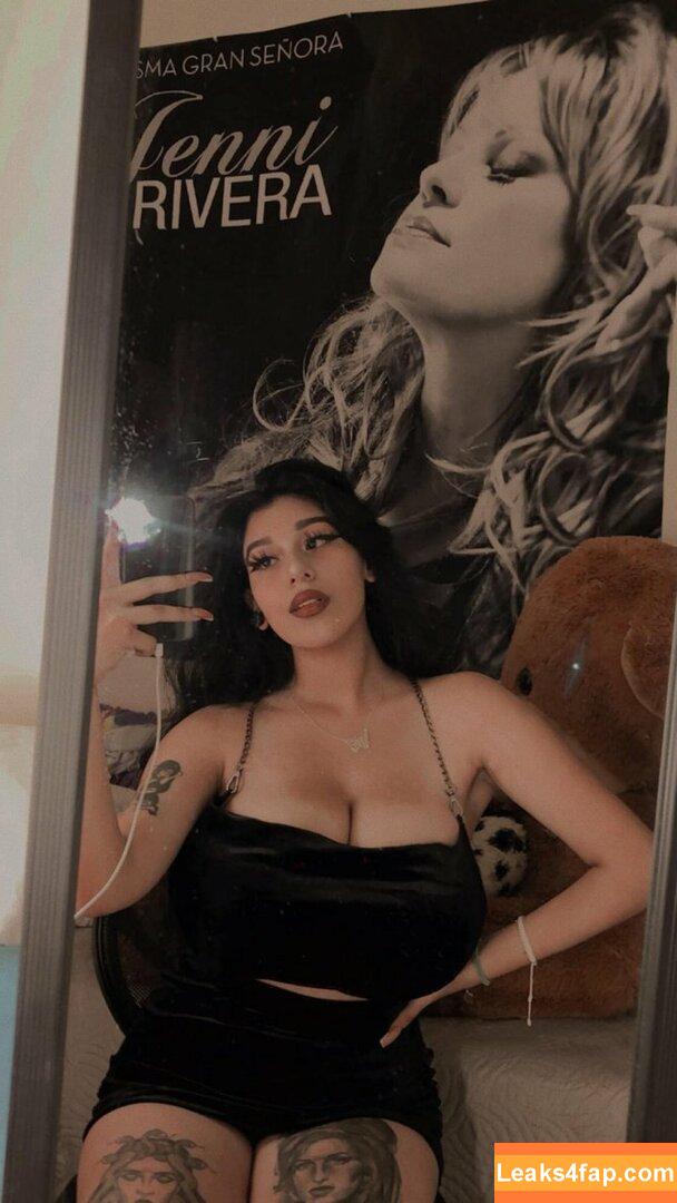 Fernanda V / mafe_sita / v.fernanda leaked photo photo #0301