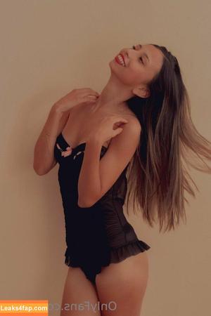 Fernanda.wong photo #0023