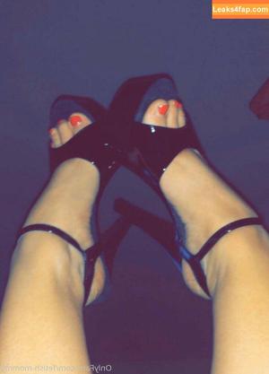 fetish-mommy photo #0250