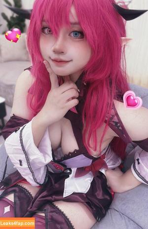 Filipina Cosplayers photo #0002