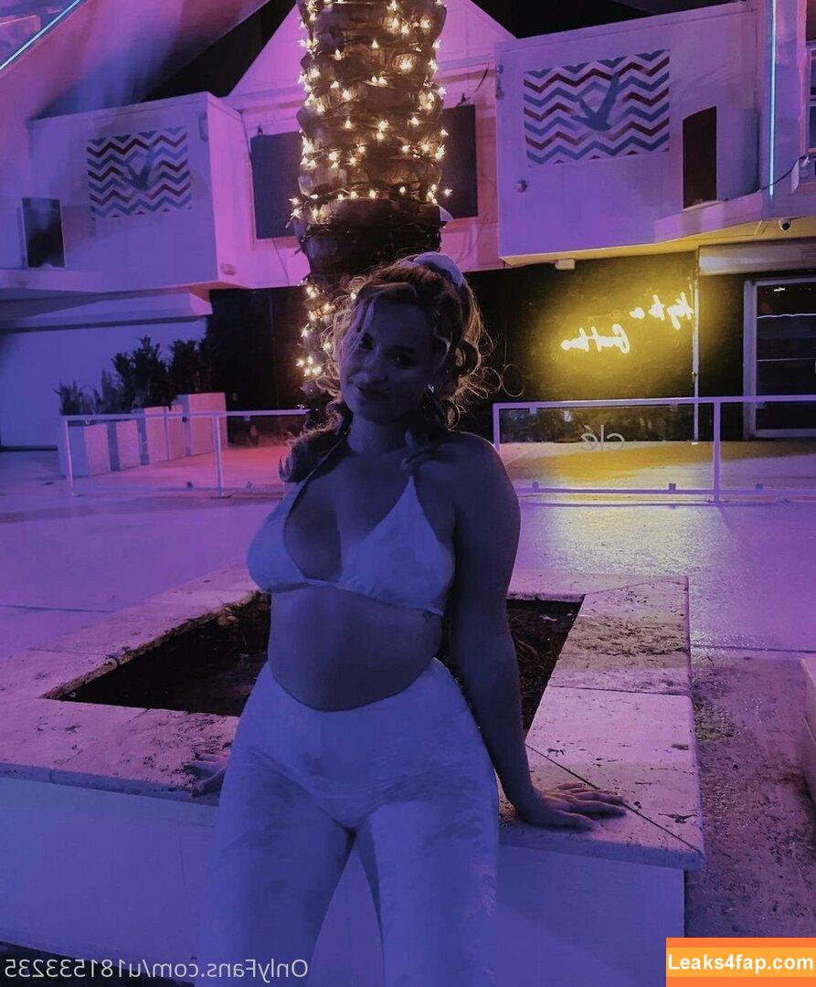 finallylegal18 / hazel_beauti leaked photo photo #0007